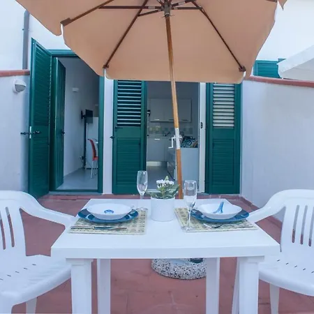 Casa Palinuro Vacanze Fronte Spiaggia Exterior photo
