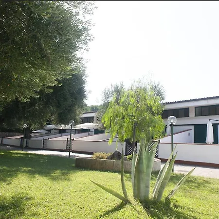 Casa Palinuro Vacanze Fronte Spiaggia Exterior photo