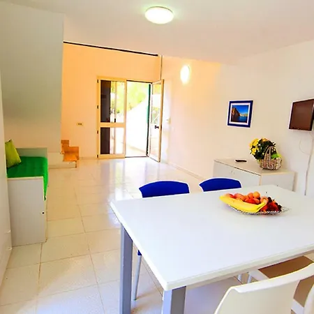 Casa Palinuro Vacanze Fronte Spiaggia Exterior photo