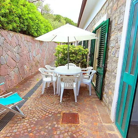 Casa Palinuro Vacanze Fronte Spiaggia Exterior photo